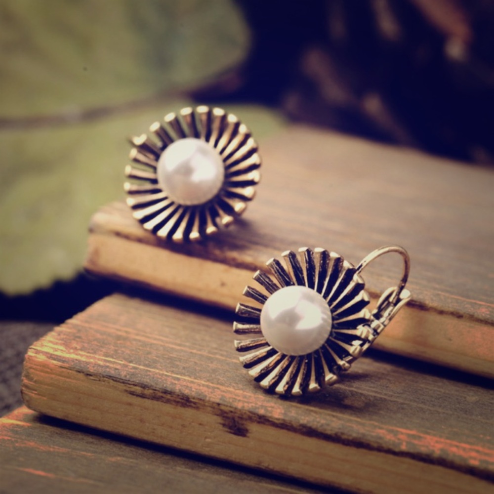 🌹Classy🛍Sophisticated🤍Faux Pearl Earrings